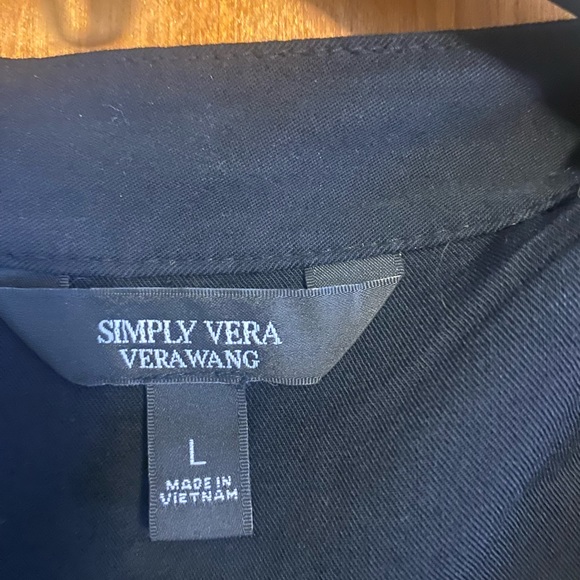 Vest - Picture 2 of 5